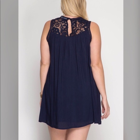 *******Sold*******Plus Size Sleeveless Swing Dress - Picture 2 of 4